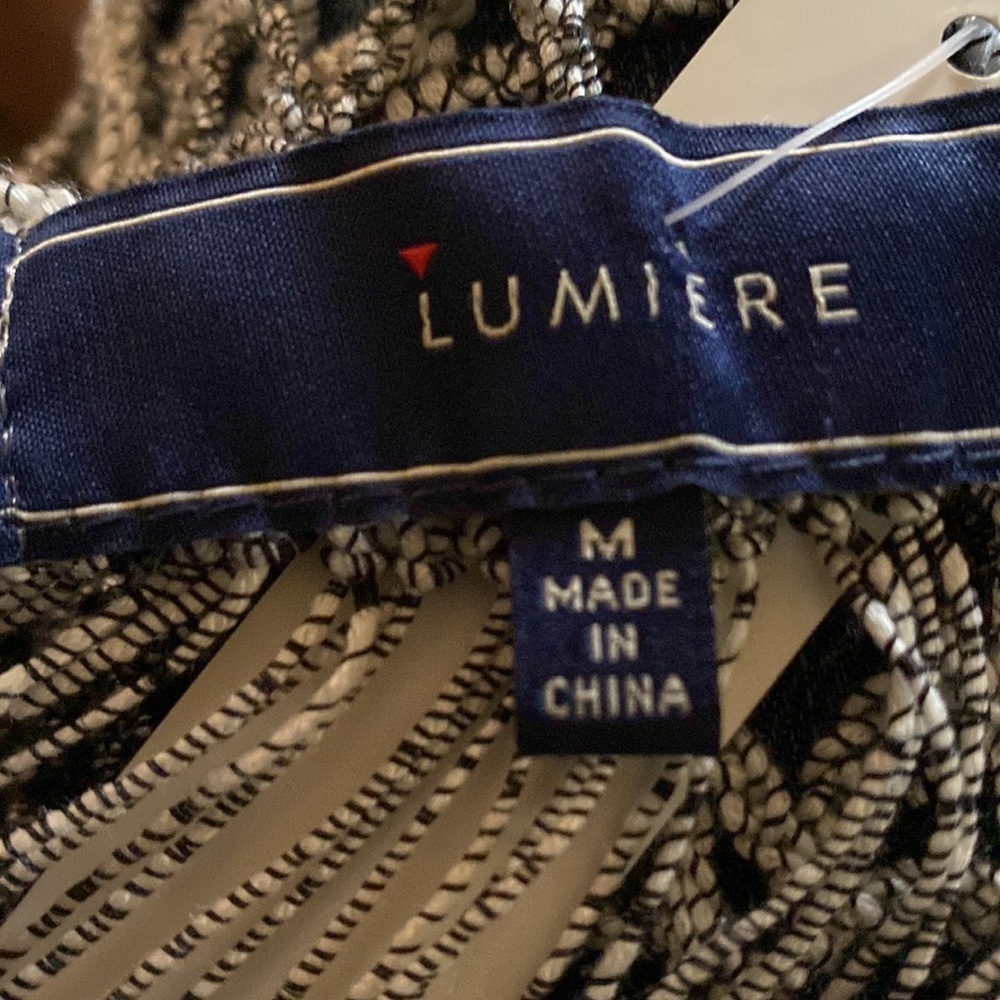 Lumiere size medium crochet tunic - Picture 5 of 5